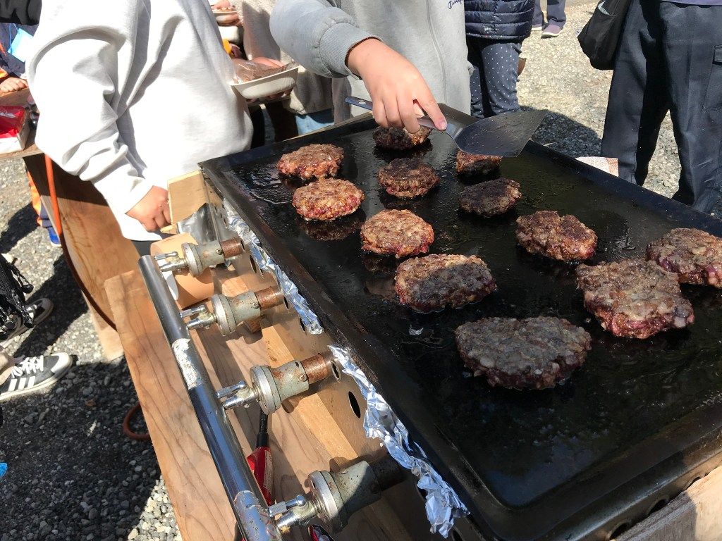 ジビエバーガー作り